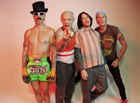 Remembering the first time the Red Hot Chili Peppers performed。